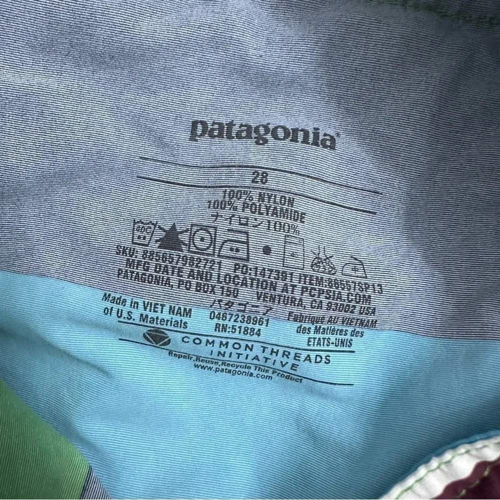 Patagonia Swim Trunks Patterned Striped Pool Beach Summer Casual Men’s Size 28